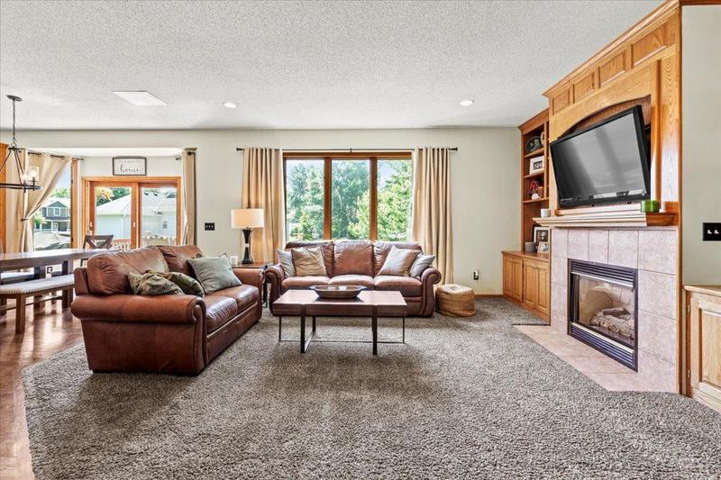 1111 Woods Creek Drive Delano, MN