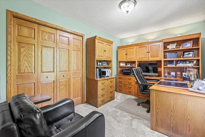 1111 Woods Creek Drive Delano, MN