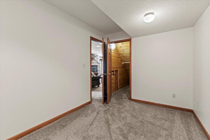 1111 Woods Creek Drive Delano, MN