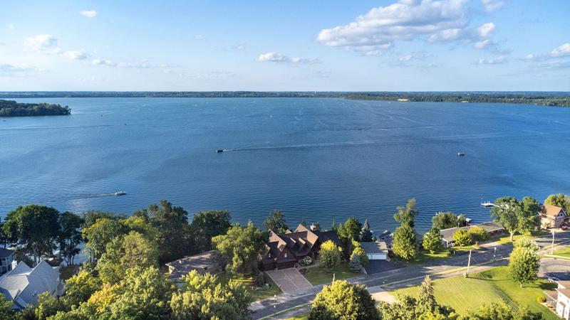 766 Old Beach Lane Waconia, MN