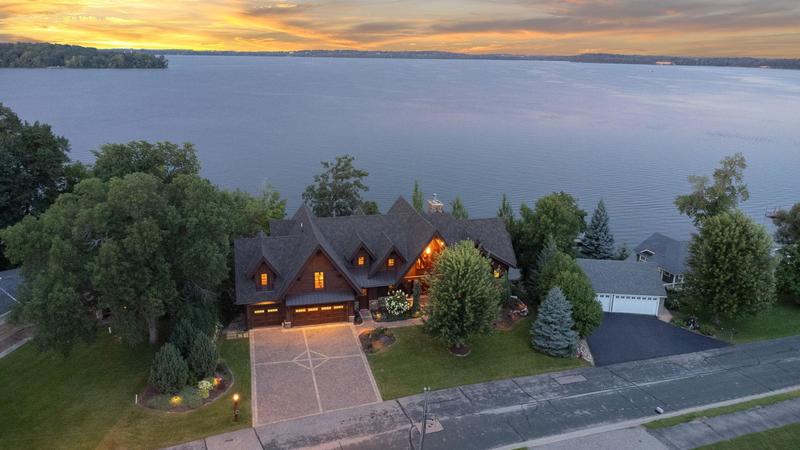 766 Old Beach Lane Waconia, MN