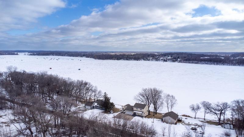 6825 Shore Drive Greenfield, MN