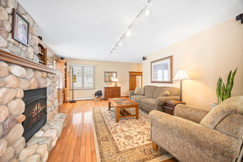 6825 Shore Drive Greenfield, MN