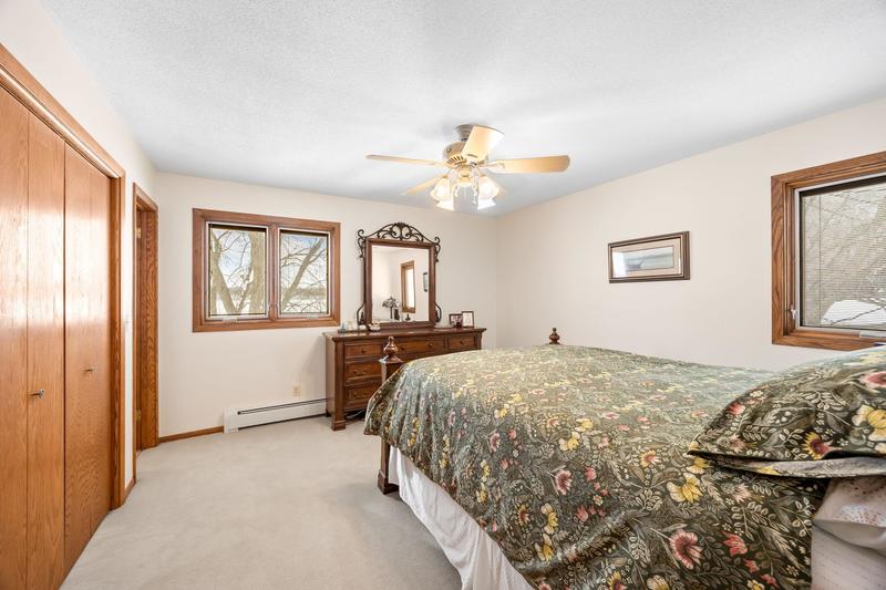 6825 Shore Drive Greenfield, MN