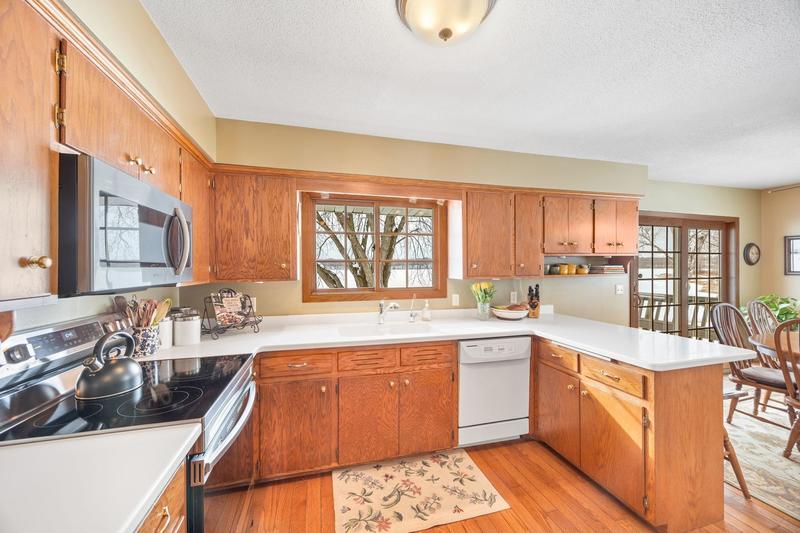 6825 Shore Drive Greenfield, MN