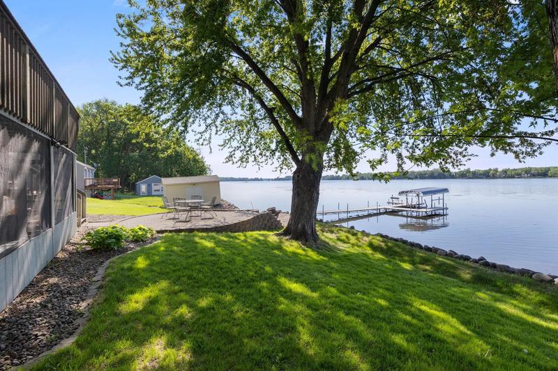 6825 Shore Drive Greenfield, MN