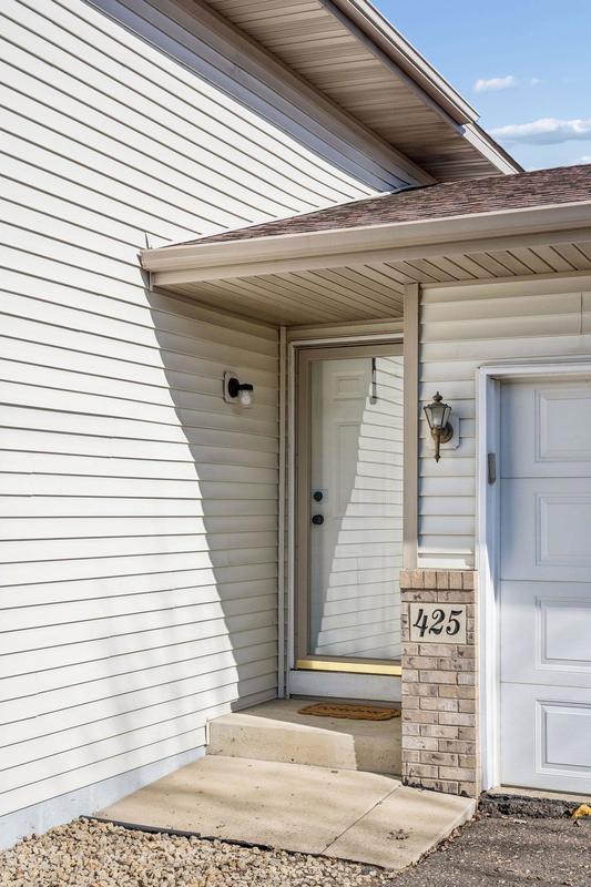 425 1st Street Montrose, MN