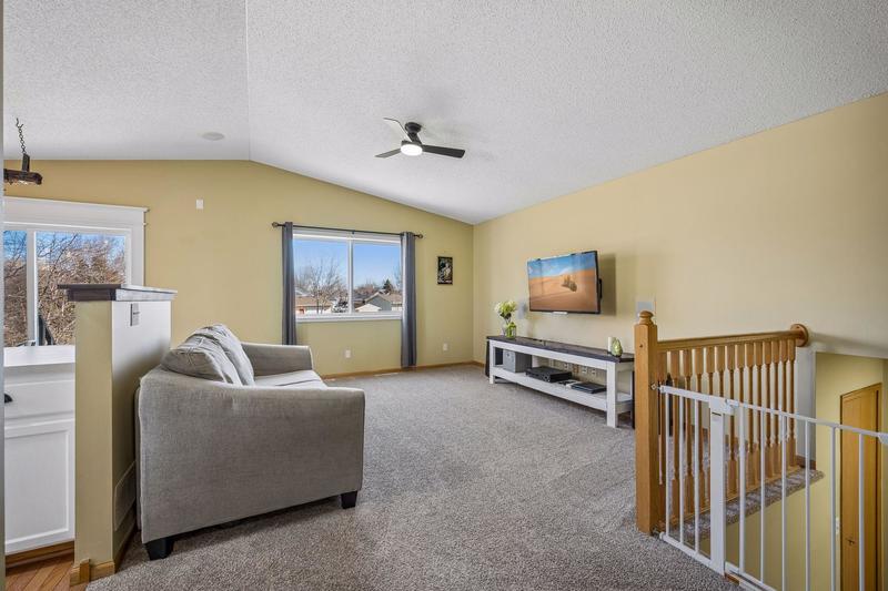 425 1st Street Montrose, MN