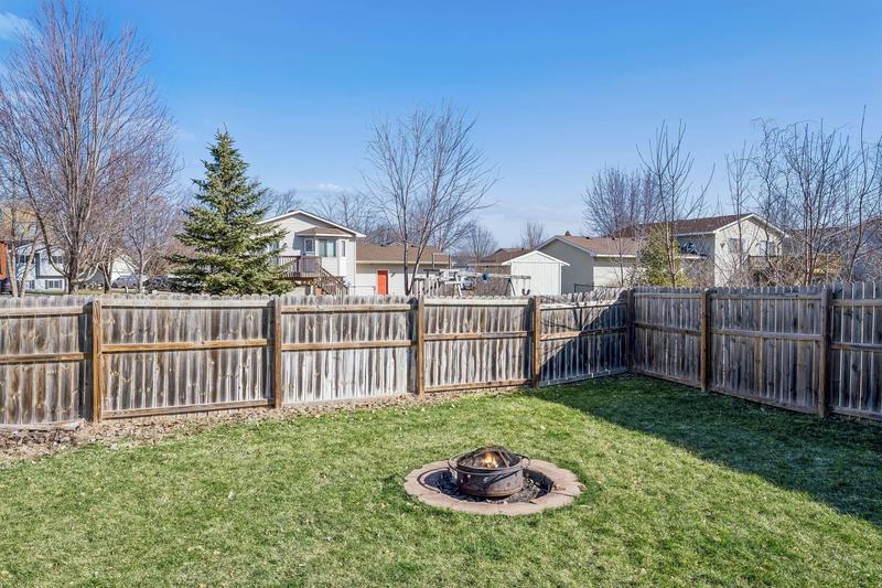 425 1st Street Montrose, MN