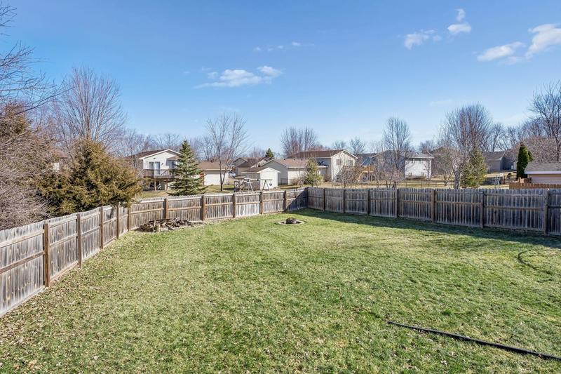 425 1st Street Montrose, MN