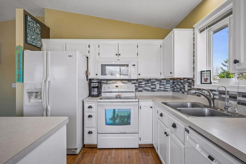 425 1st Street Montrose, MN