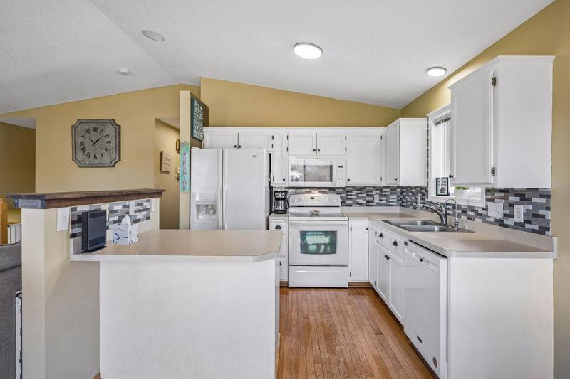 425 1st Street Montrose, MN