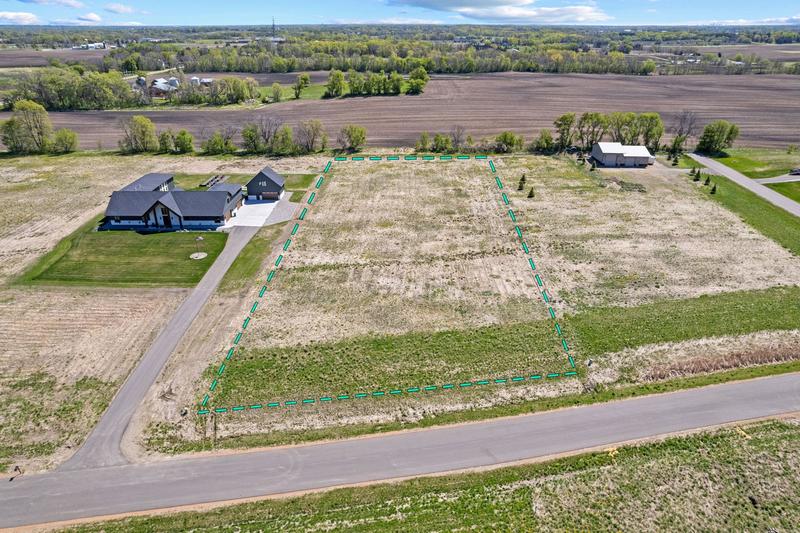 8920 Grace Lane N Greenfield, MN