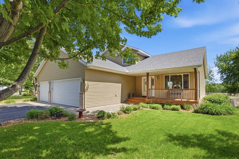 1228 Leo Lane  Buffalo, MN