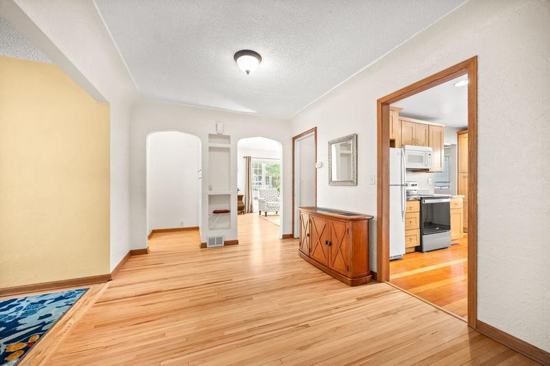 113 3rd Street Delano, MN