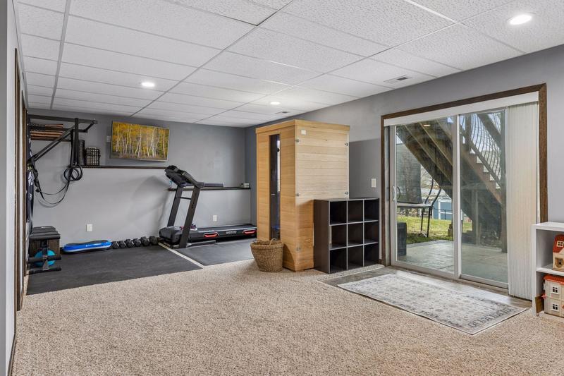 1056 3rd Street Delano, MN