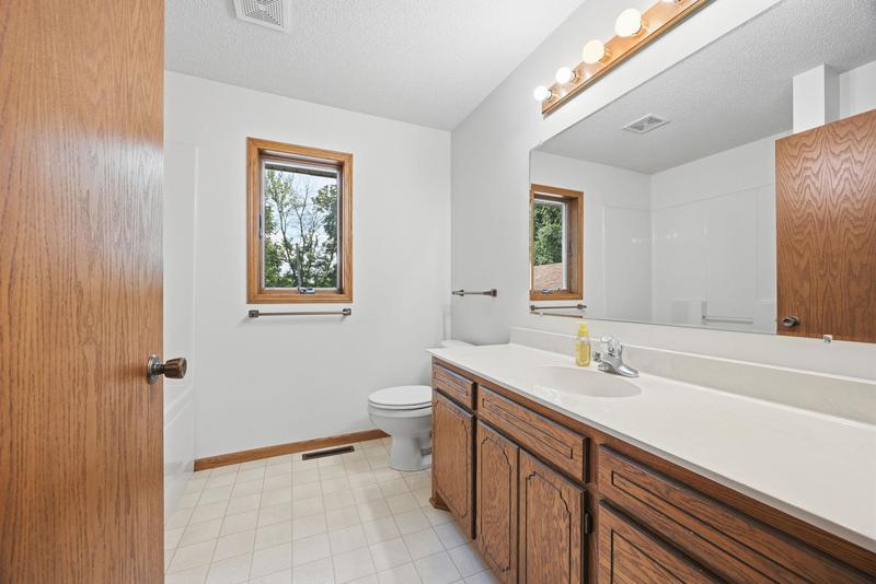 836 Southview Street SE Watertown, MN