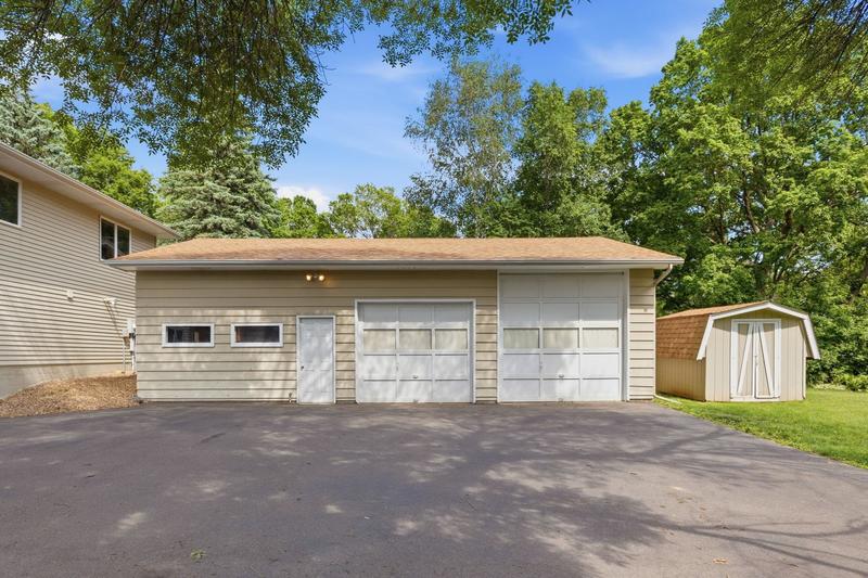 836 Southview Street SE Watertown, MN