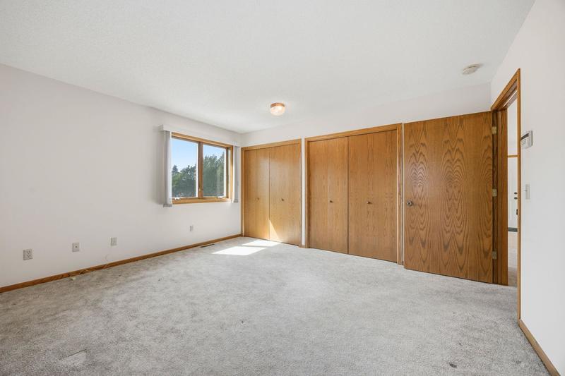 836 Southview Street SE Watertown, MN