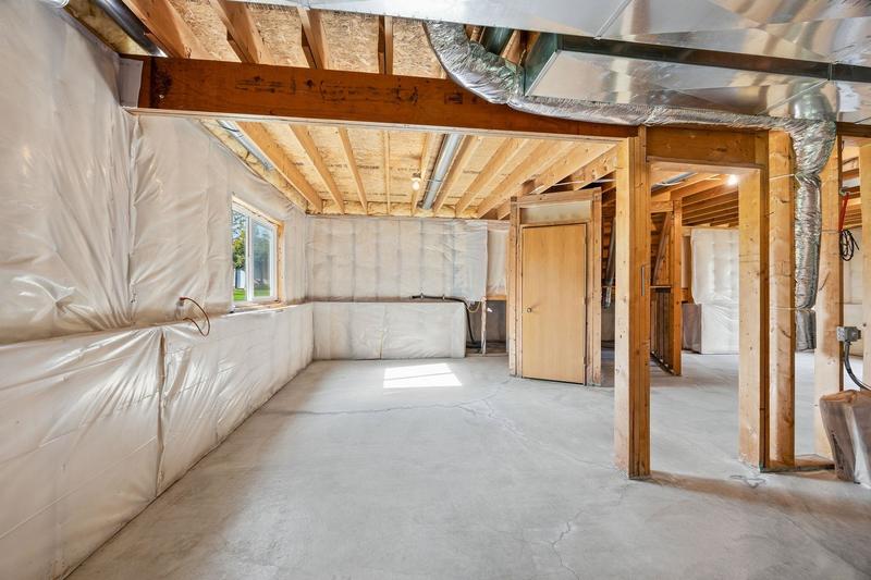 524 Weaver Boulevard  Anoka, MN