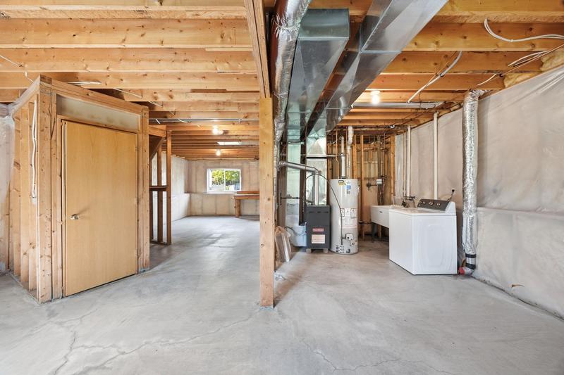 524 Weaver Boulevard  Anoka, MN