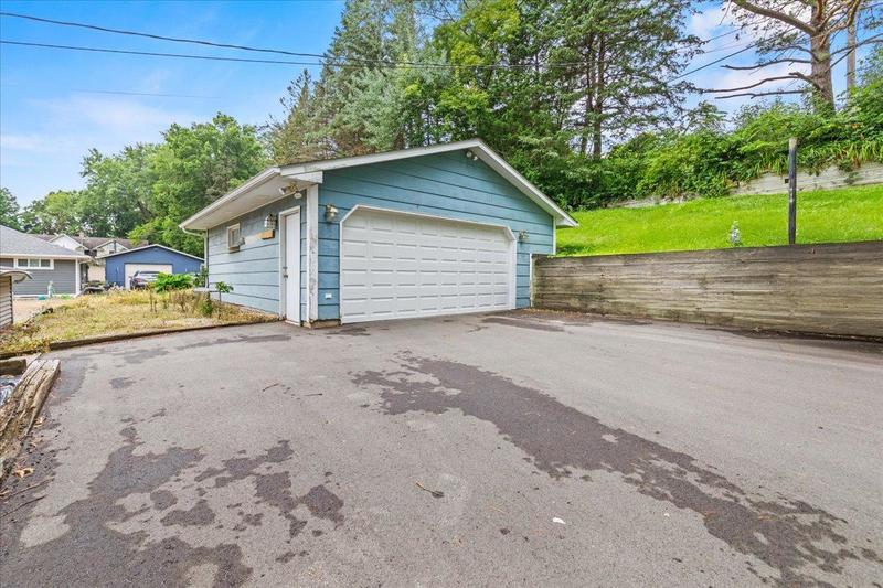 417 Lewis Avenue Watertown, MN