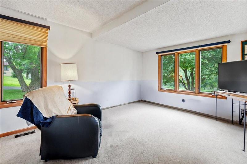 417 Lewis Avenue Watertown, MN