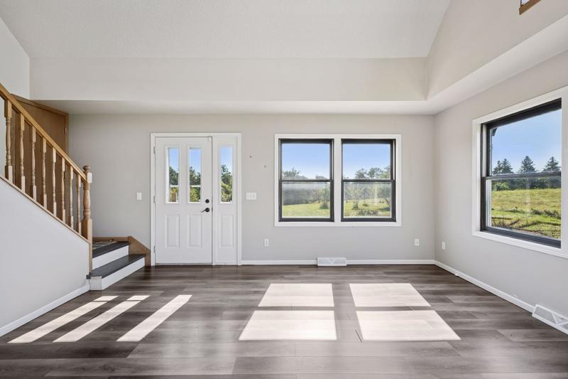 3591 Douglas Avenue Waverly, MN