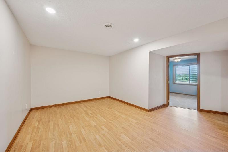 3591 Douglas Avenue Waverly, MN
