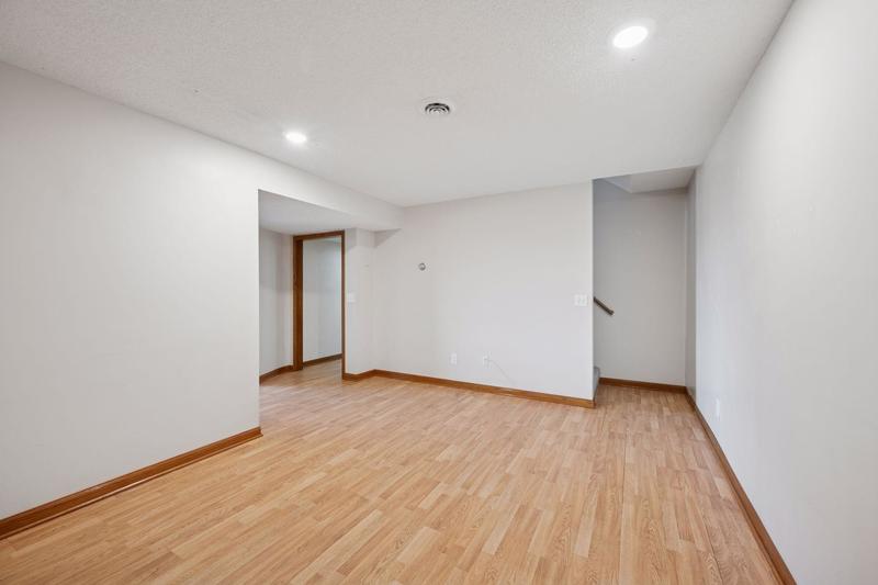 3591 Douglas Avenue Waverly, MN