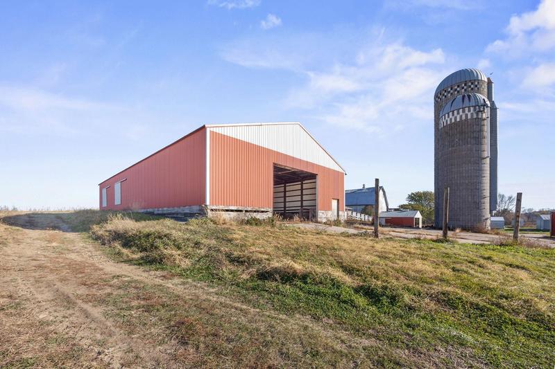 4855 County Road 8  Waverly, MN