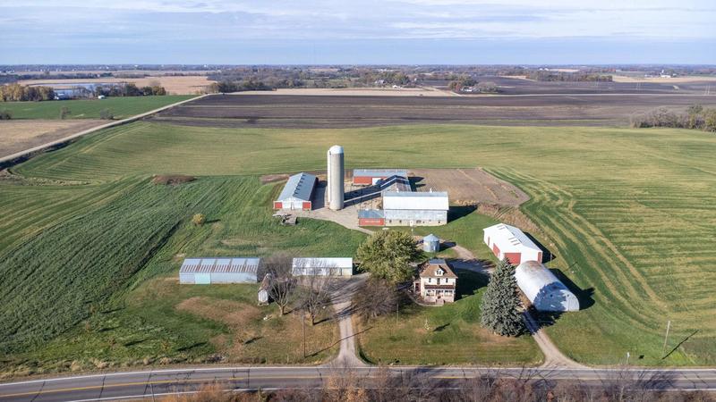 4855 County Road 8  Waverly, MN