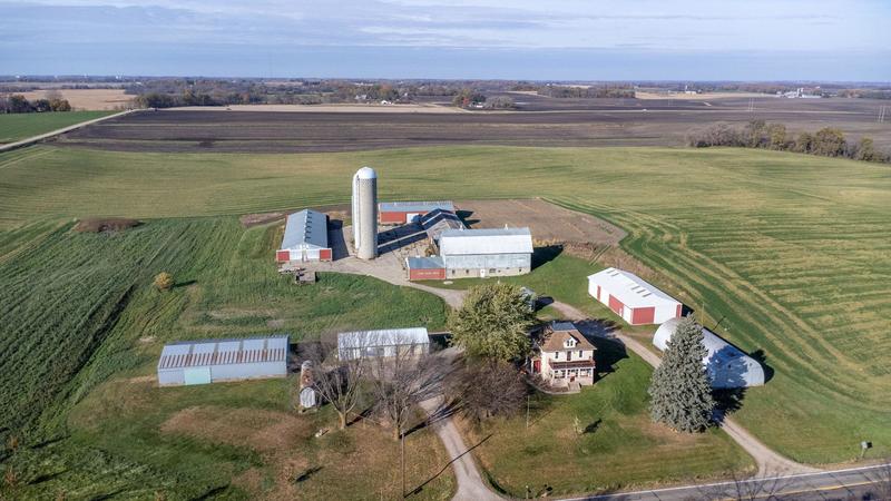 4855 County Road 8  Waverly, MN