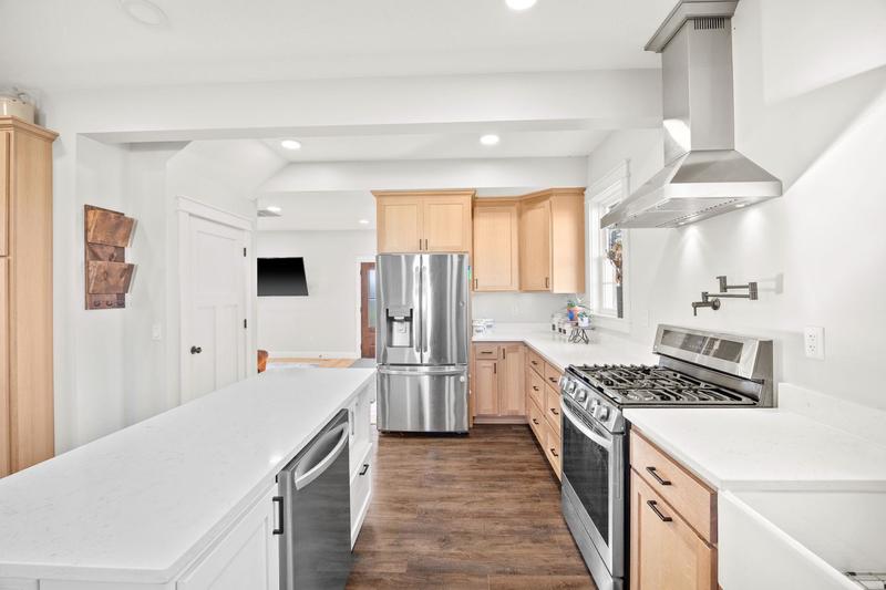 4855 County Road 8  Waverly, MN