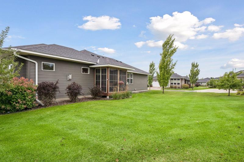 1183 Willowbrook Circle  Delano, MN