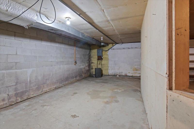 9500 County Road 15   Minnetrista, MN