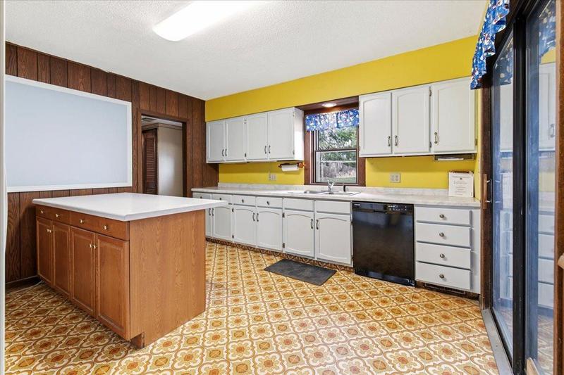 9500 County Road 15   Minnetrista, MN