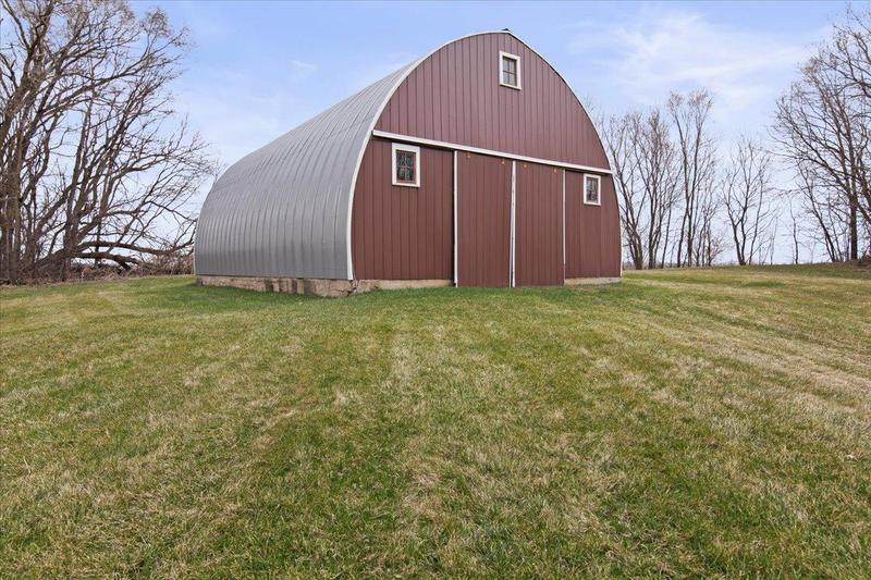 9500 County Road 15   Minnetrista, MN