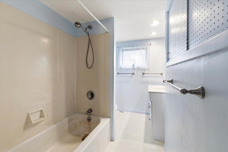 9500 County Road 15   Minnetrista, MN