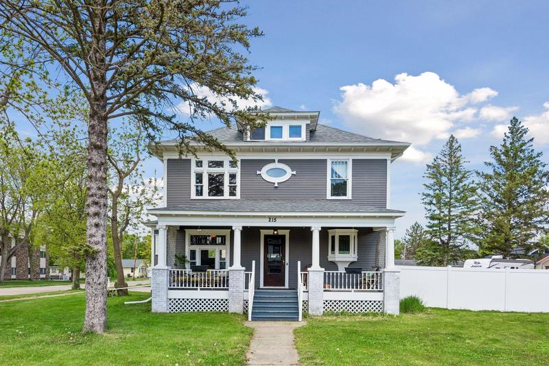 215 3rd Street SE Cokato, MN