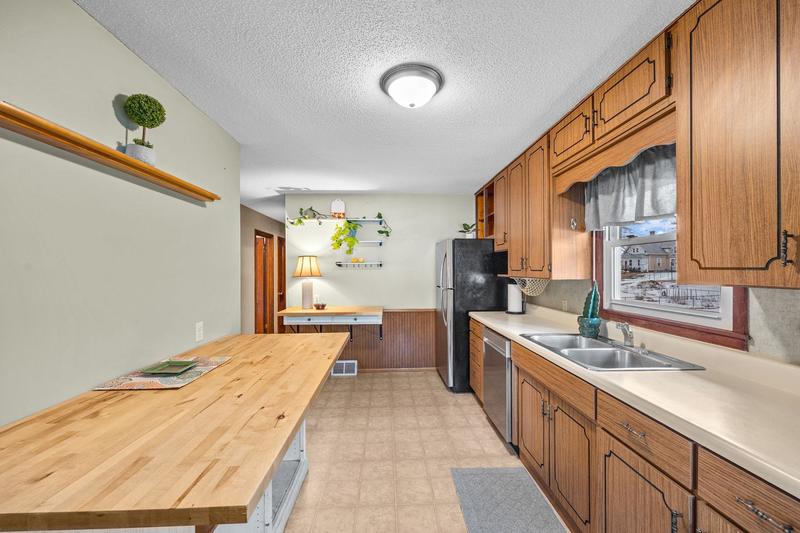 408 2nd Street Delano, MN