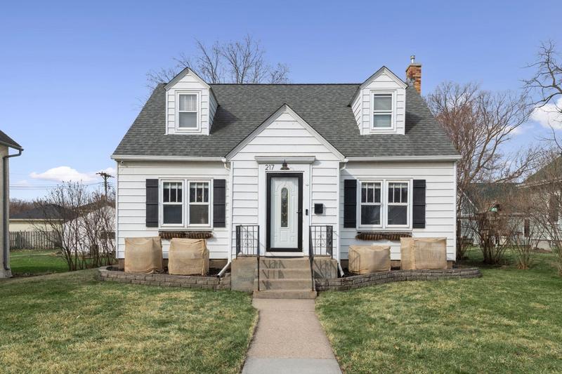 217 Ash Street Chaska, MN