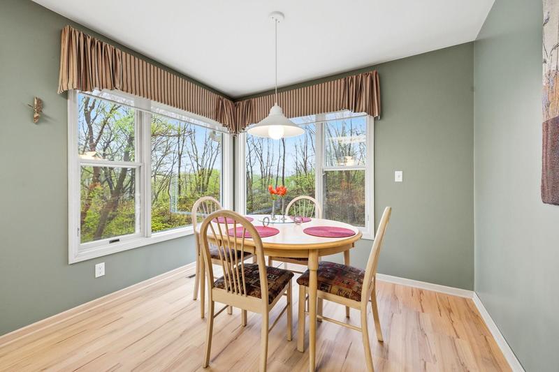 1360 Parkview Drive  Chaska, MN