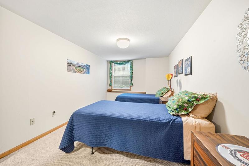 1360 Parkview Drive  Chaska, MN