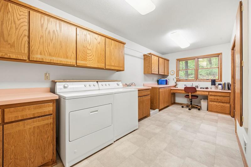 1360 Parkview Drive  Chaska, MN