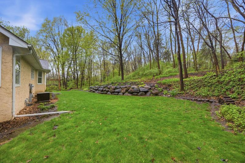 1360 Parkview Drive  Chaska, MN