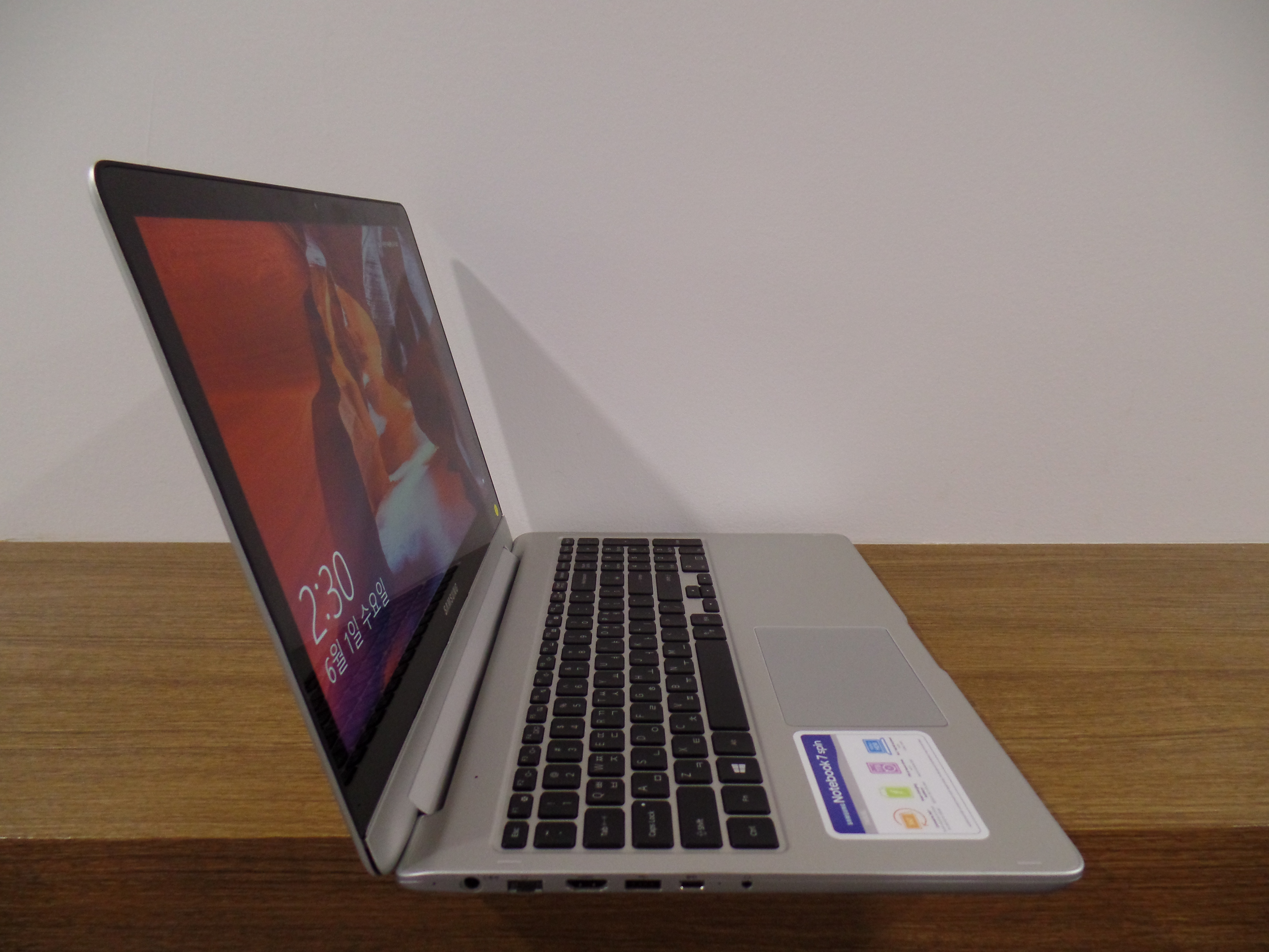 Notebook with 86-key Keyboard image