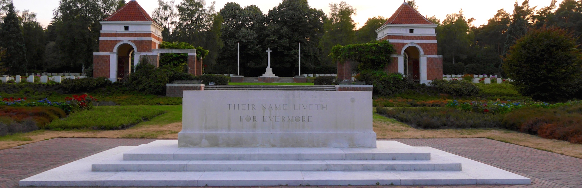 The Commonwealth War Graves Canadian War Cemetery » Holten audio tour