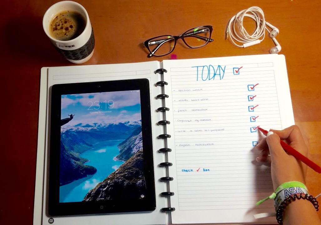 Essay bot customer service image