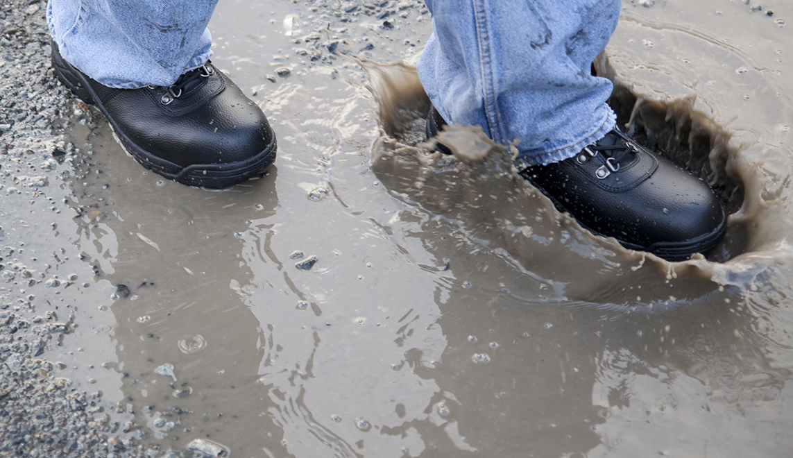 propet shield walker